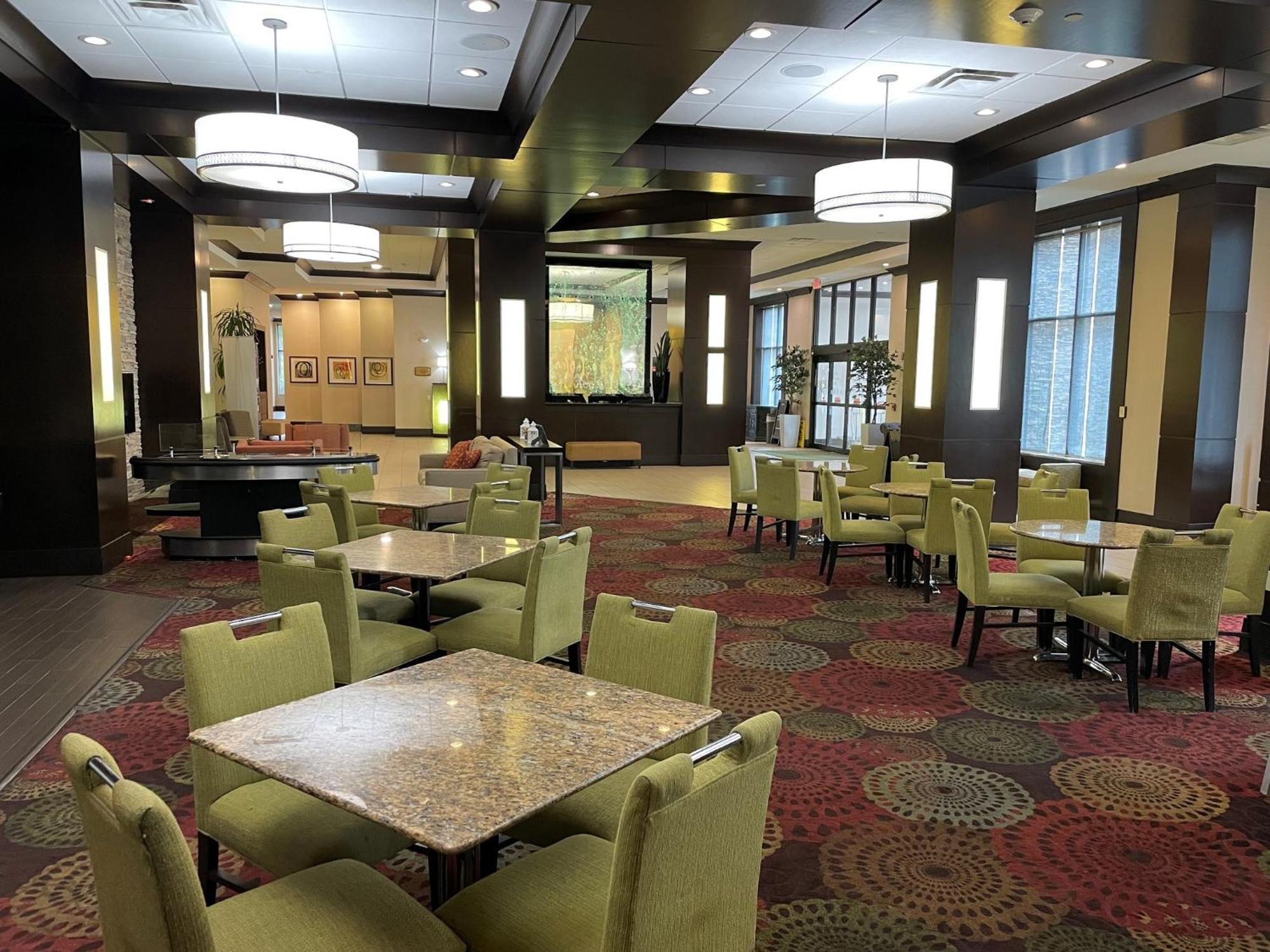 Holiday Inn Hotel & Suites Chicago Northwest - Elgin By Ihg Exterior foto